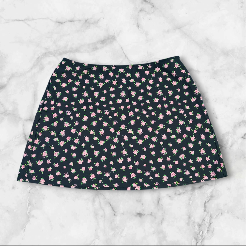 PINK Victoria's Secret Black and White A-Line Mini Skirt
